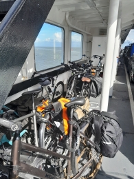 fietsen-op-de-boot-naar-ameland