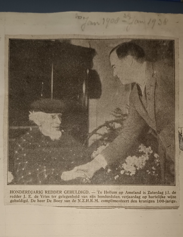 mensenredder-ameland-stille-helden-100-jaar mensenredder-ameland-stille-helden-100-jaar