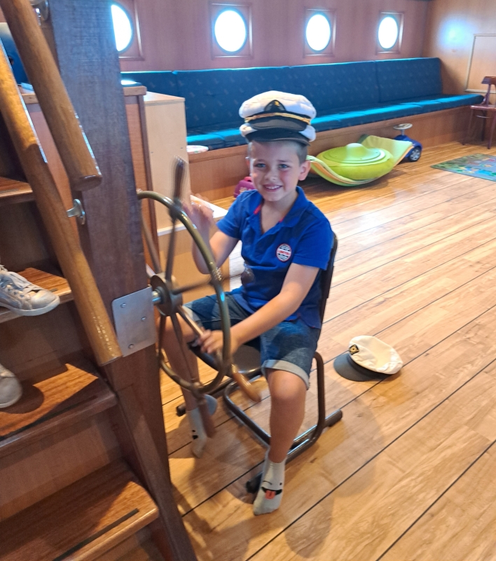 ms-de-zeehond-robbentocht-spelen-in-het-ruim