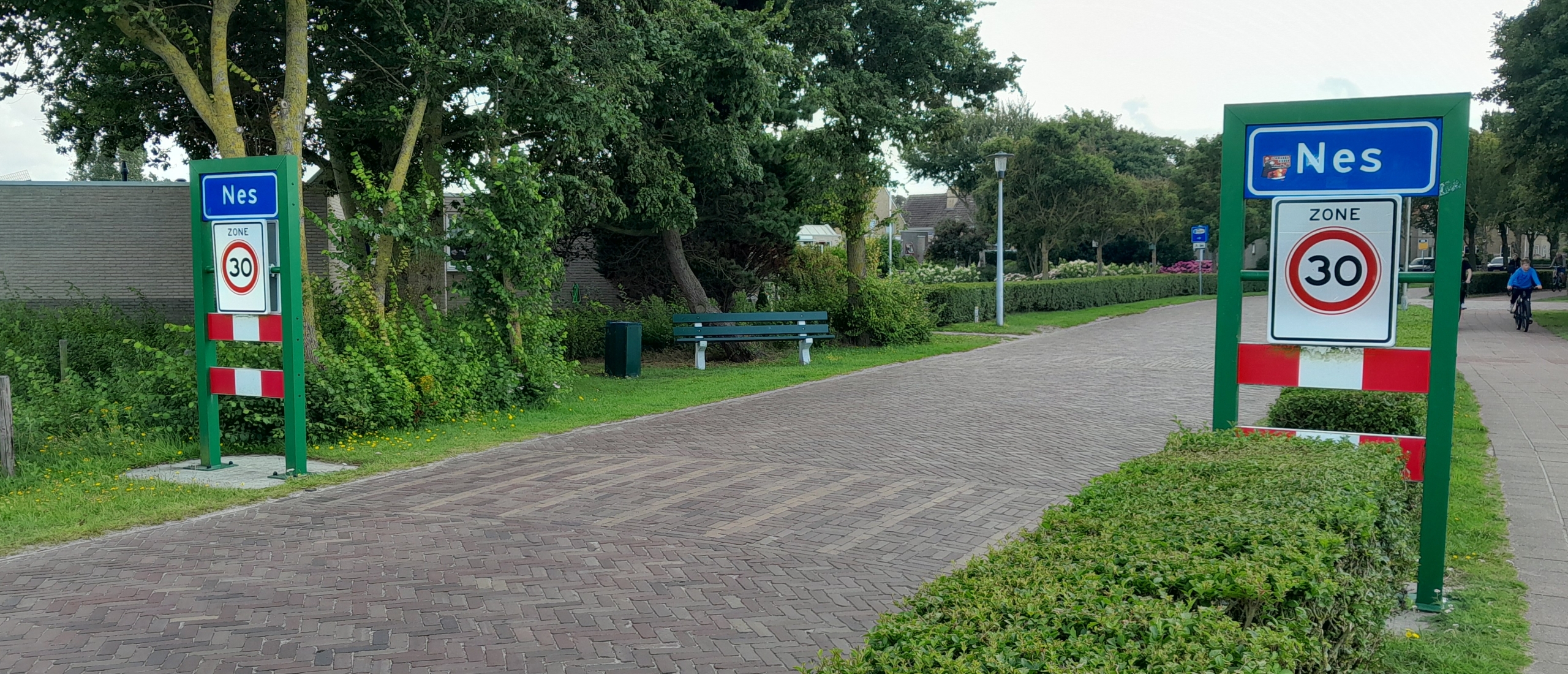 nes-dorp-op-ameland nes-dorp-op-ameland