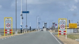 pier-holwerd-veerdam