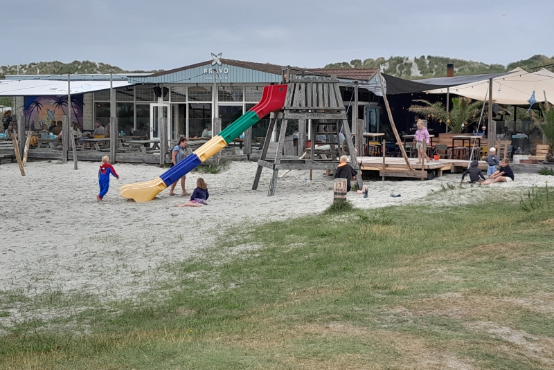 restaurant-bravo-nes-speeltuin