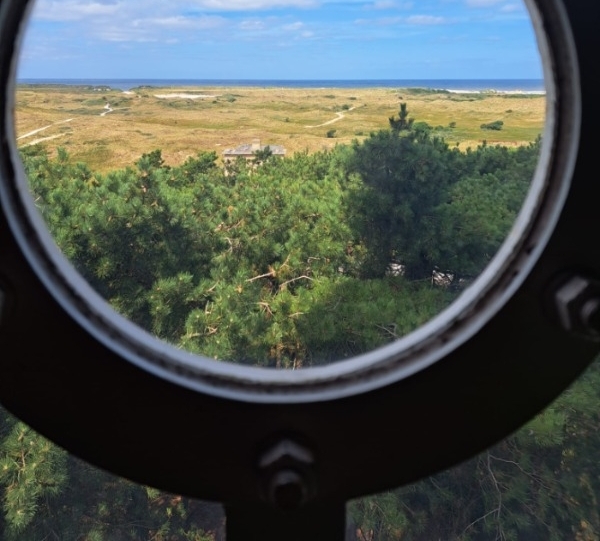 vuurtoren-van-ameland-uitzicht-raampje vuurtoren-van-ameland-uitzicht-raampje