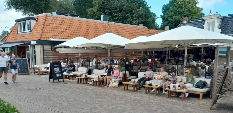 winkelen-ameland-nes-van-heeckeren-restaurant