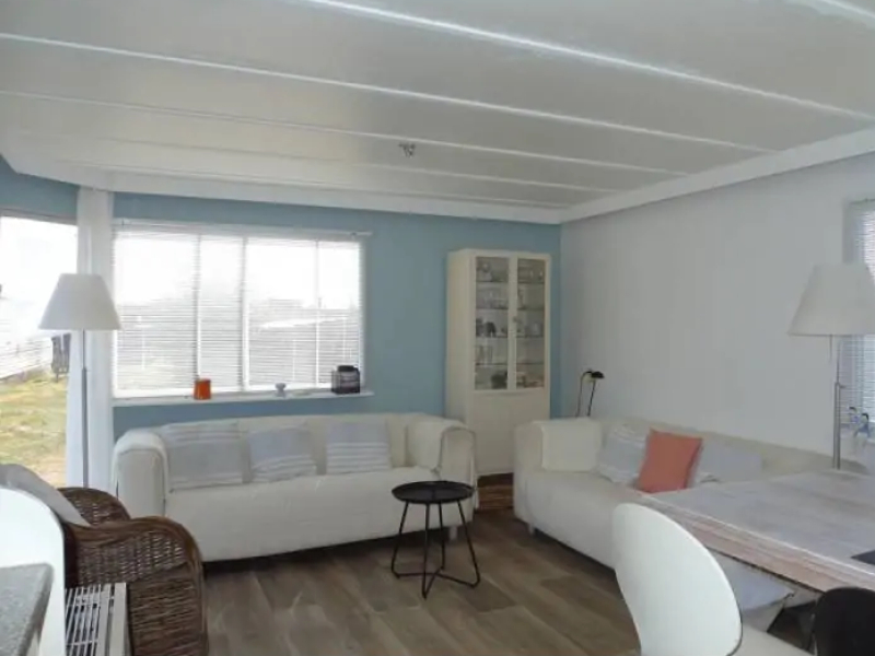 chalet-in-ballum-eilandgeluk-woongedeelte