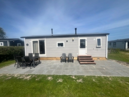 chalet-in-hollum-in-daaldersk-plakje-voorkant
