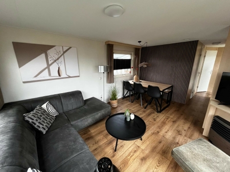 chalet-in-hollum-in-daaldersk-plakje-woongedeelte