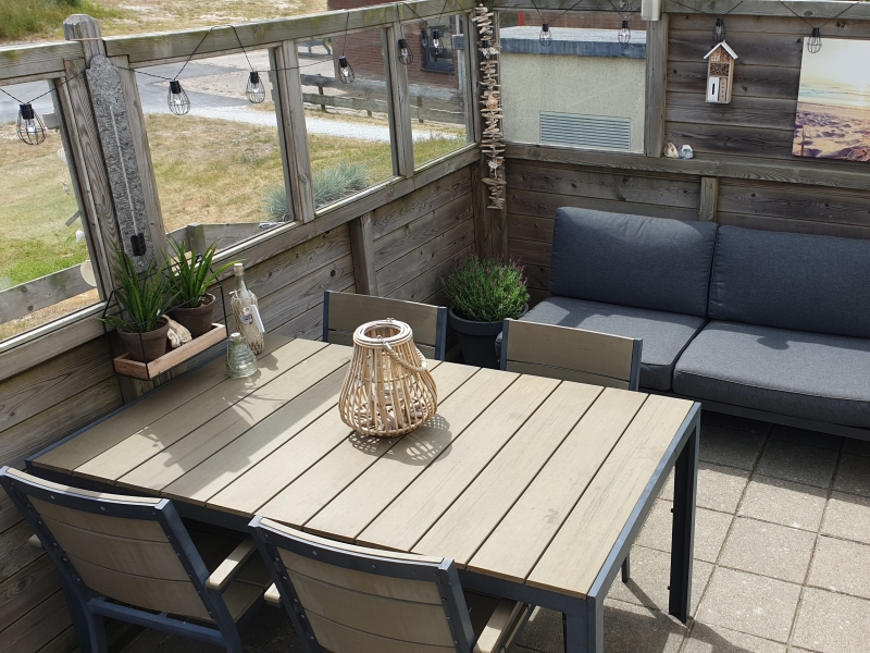 terras-simmerwille-chalet-ballum