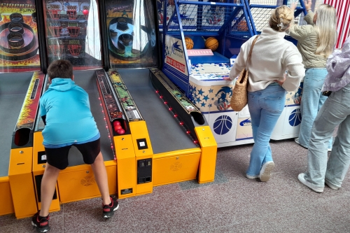 vakantie-ameland-met-kinderen-amusementshal