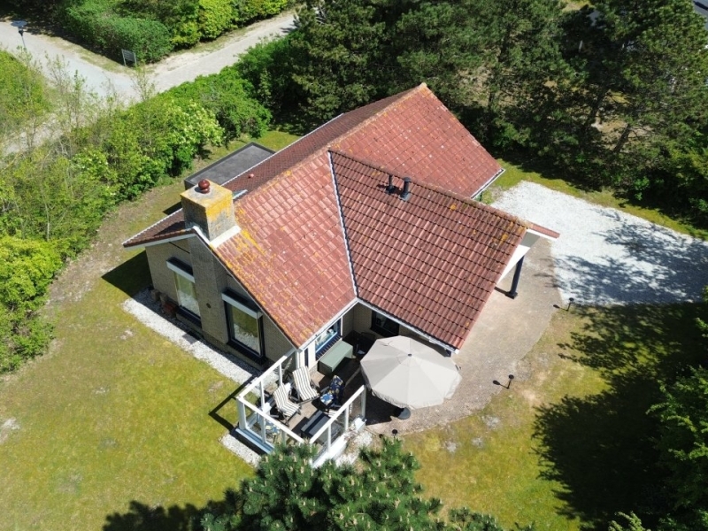 vakantiehuis-de-vrijheid-hollum-luchtfoto