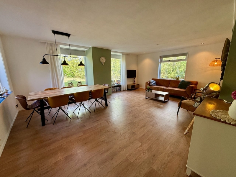 woongedeelte-vakantiehuis-de-vrijheid-hollum