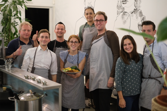 Indonesian cooking class group at Amsterdam Cooking Workshops