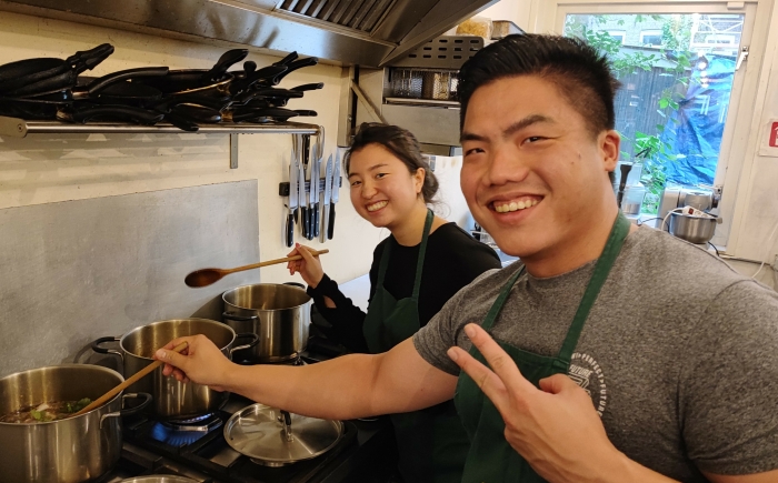 Teambuilding teamuitje Vietnamese kookworkshop Amsterdam Cooking Workshops