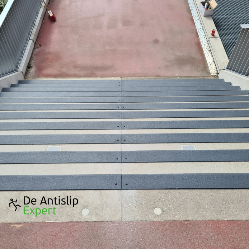 antislip op trappen - trapneus