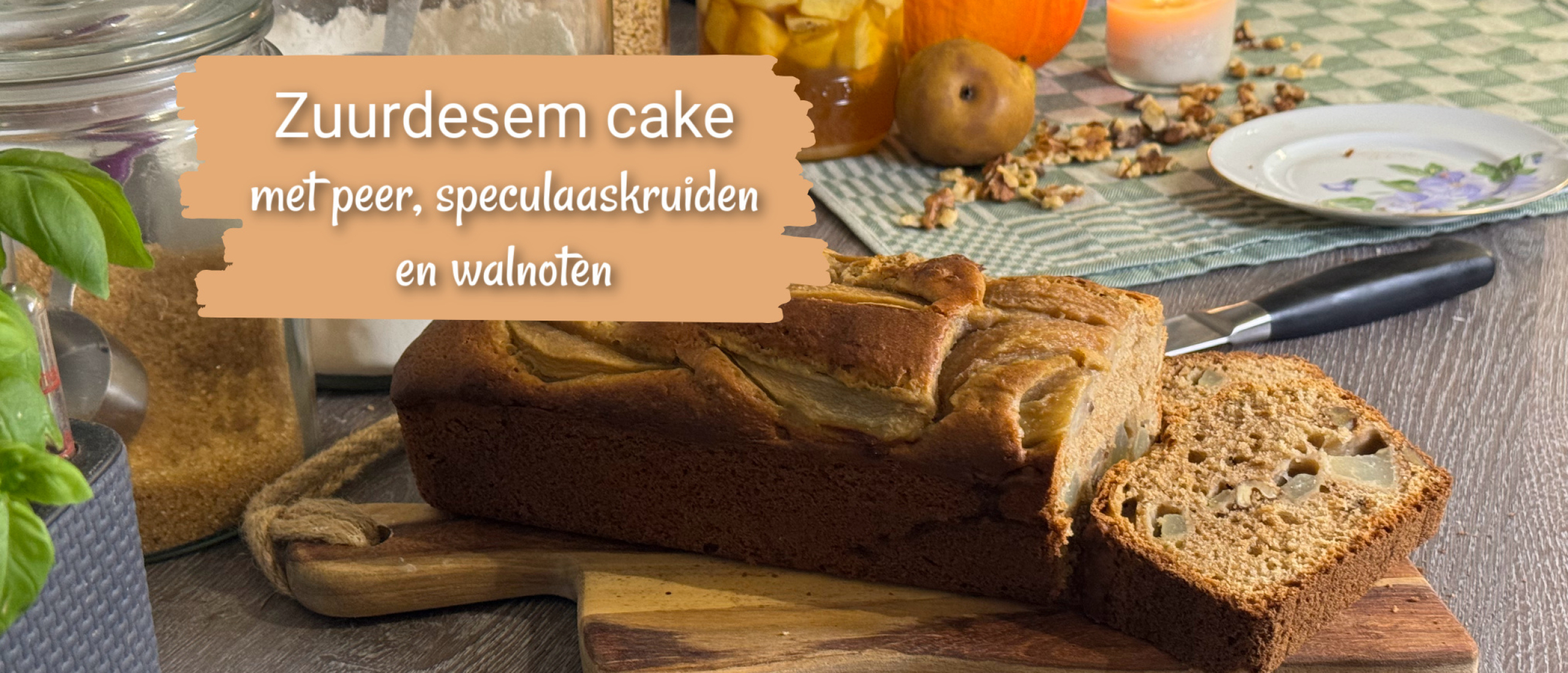 Zuurdesem cake met peer, speculaaskruiden en walnoten