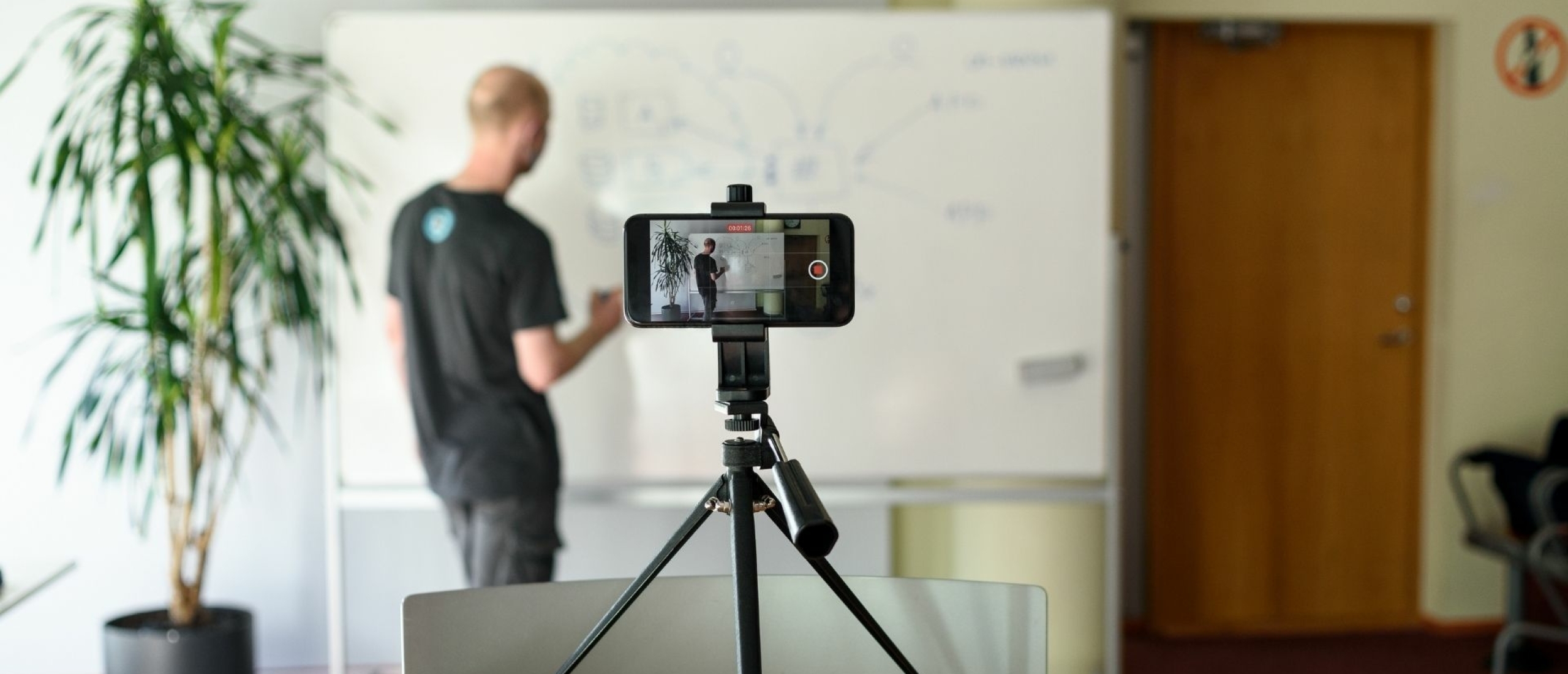 How to Build a Video Learning Library for Online Education