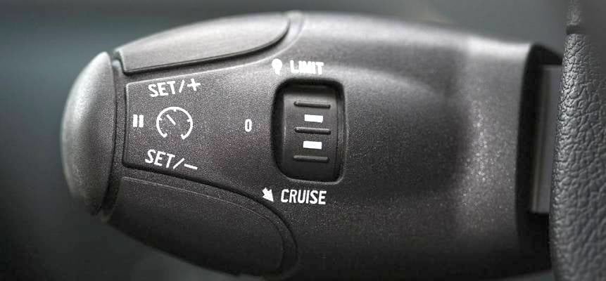 besparen autokosten cruise control