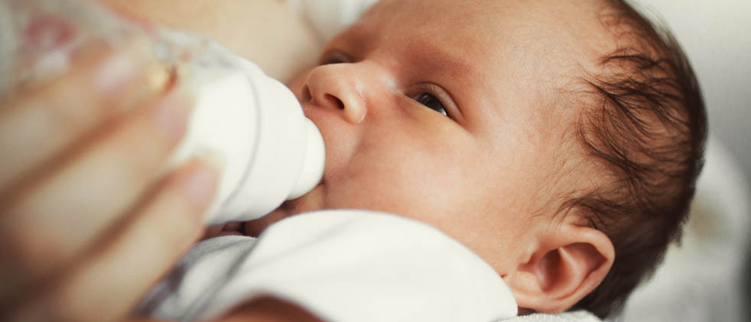 Wat helpt tegen darmkrampjes bij baby's?