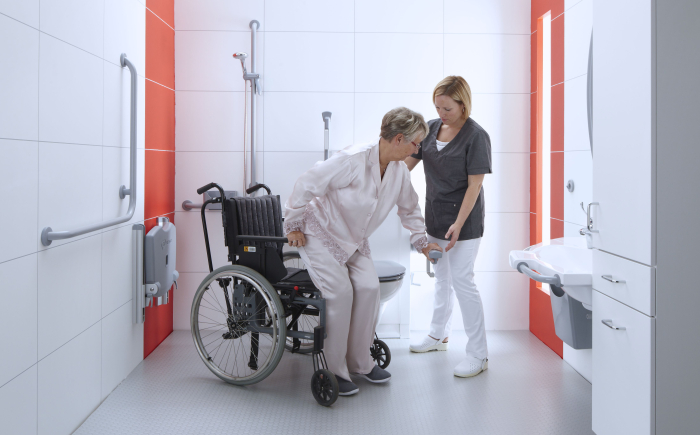 aangepaste badkamer rolstoel