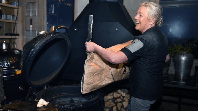 Aly Dijkema - BBQ Master - Bedstay op 8 - Drenthe
