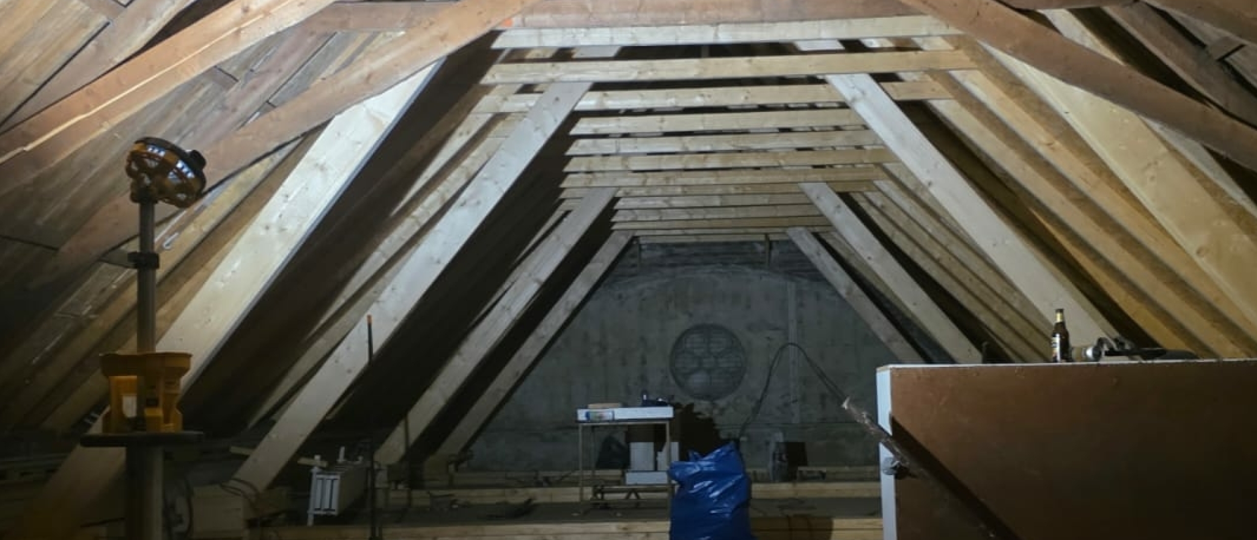 Dakrenovatie en monumentale status: regels en richtlijnen voor 2025