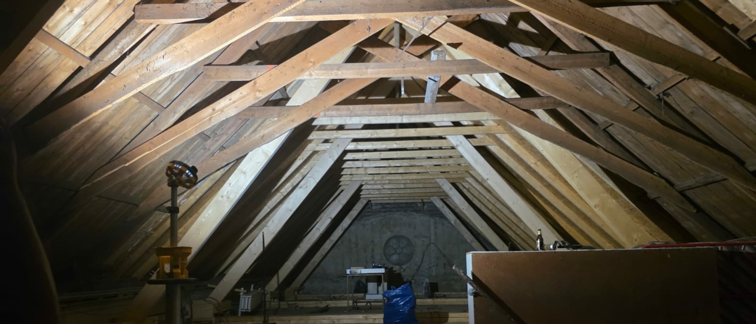 Dakrenovatie combineren met warmtepomp installatie: slimme keuze voor een duurzame woning in 2025