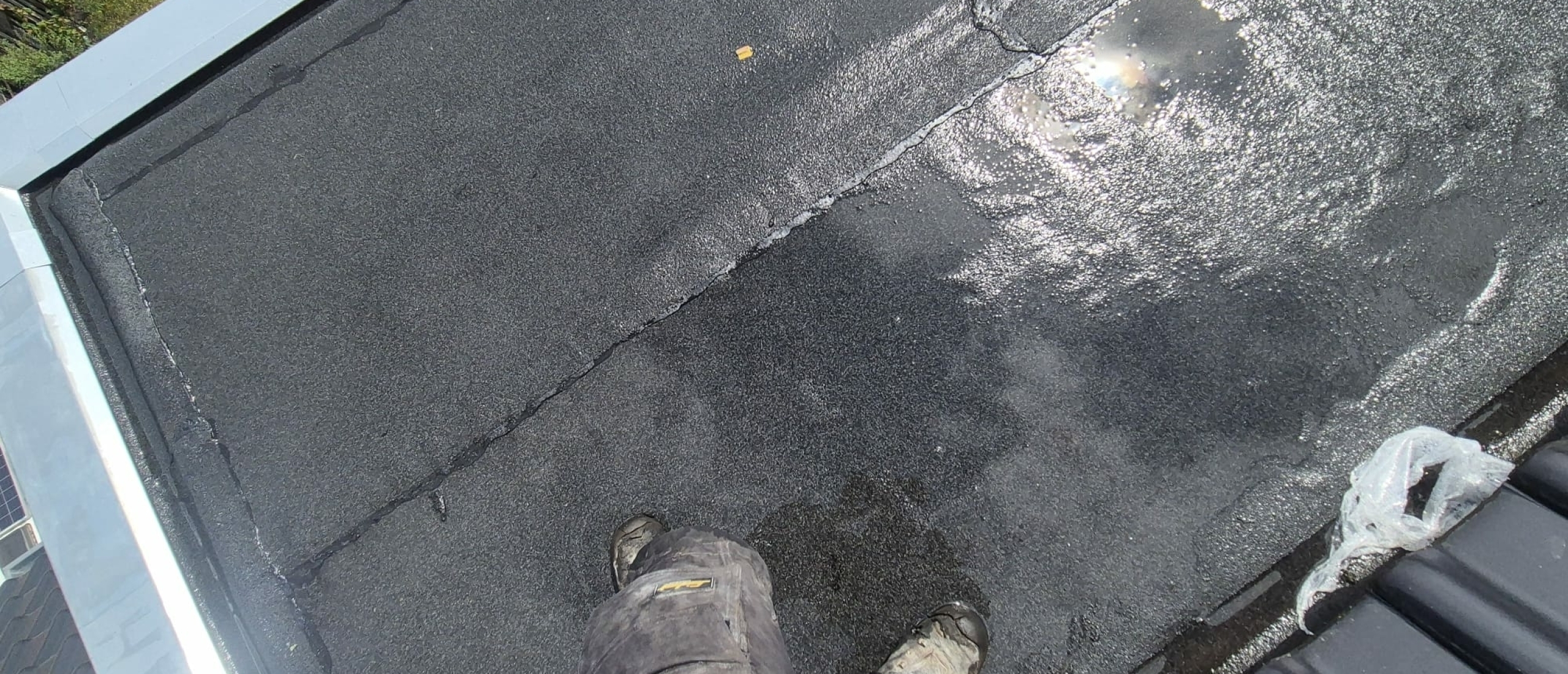 Adaptieve dakbedekking voor extreme hitte: de oplossing voor warmere zomers in 2025