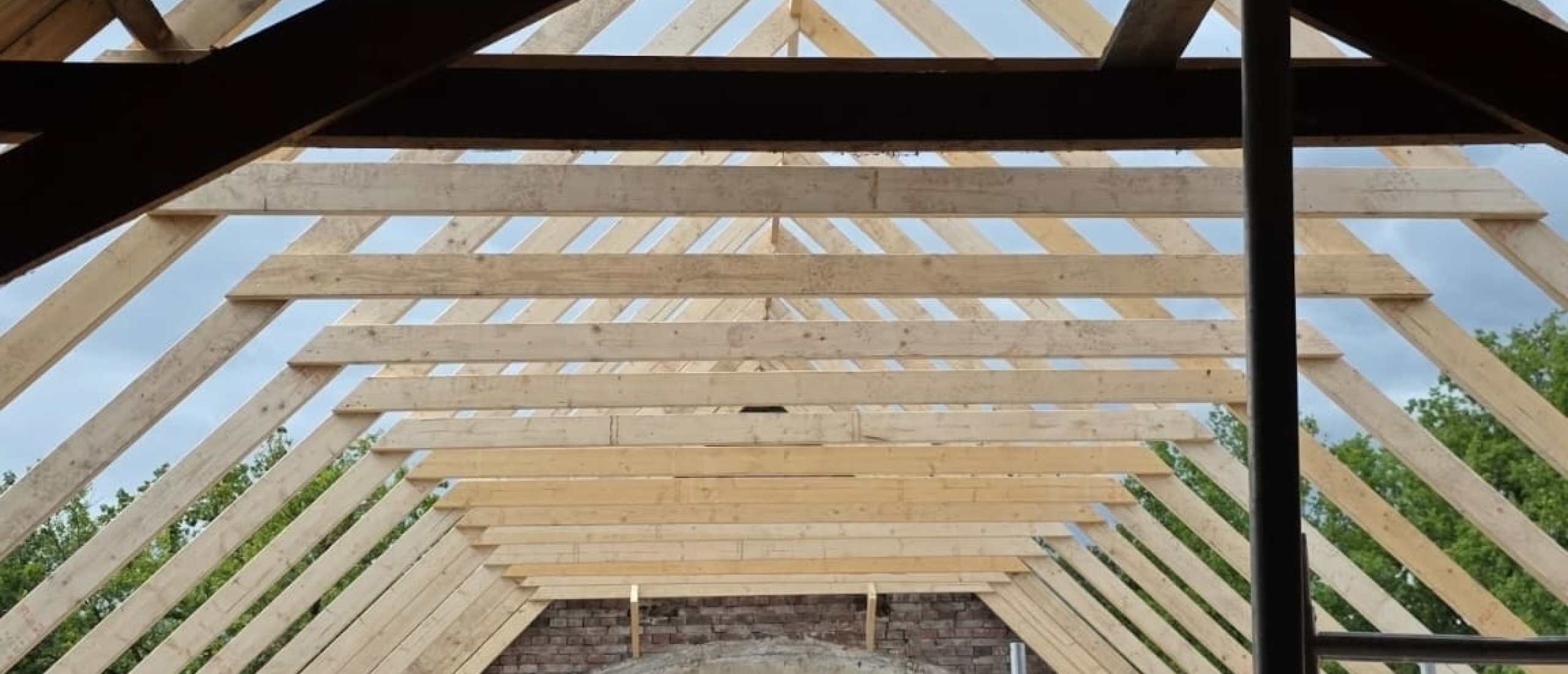 Verbeterde isolatiewaarden na dakrenovatie meten: hoe en waarom is dit essentieel?