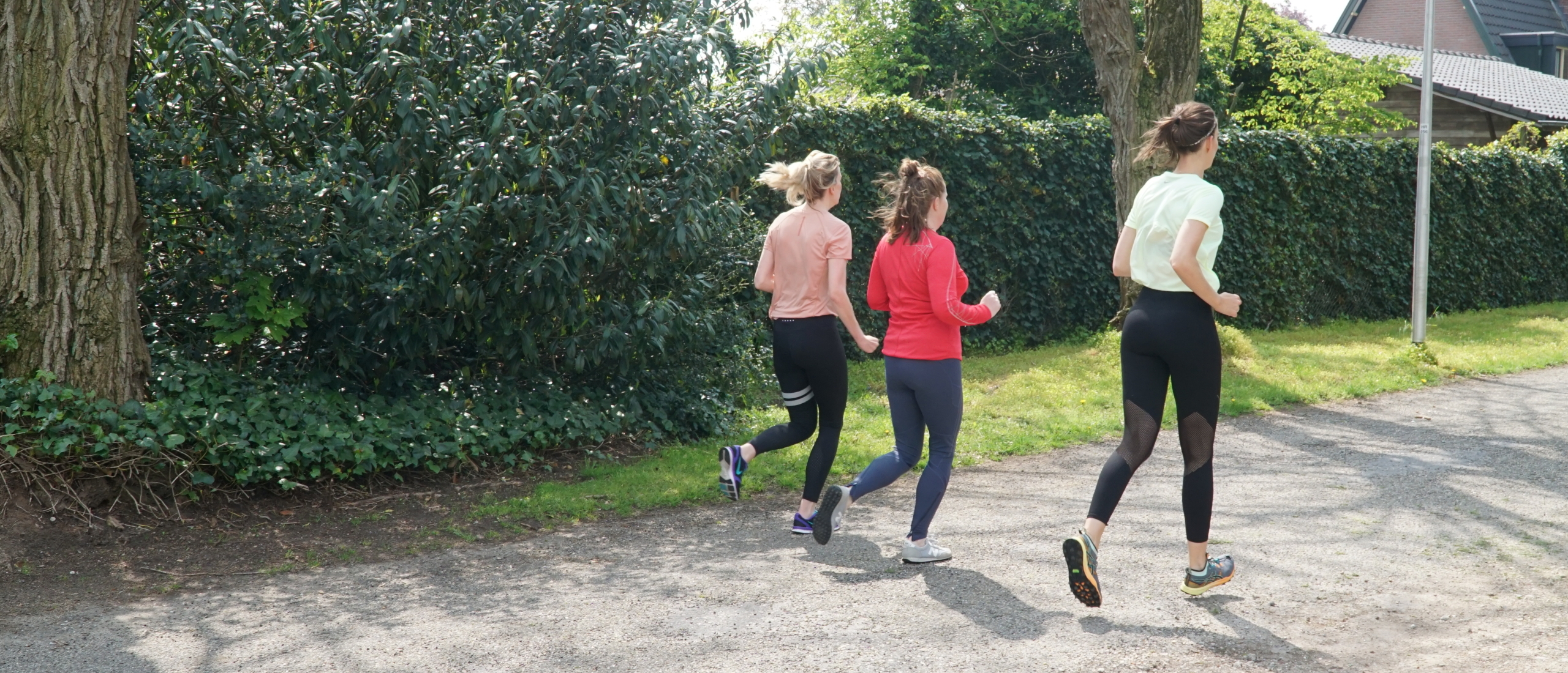 Wanneer mag je weer sporten na de bevalling? - Een stappenplan