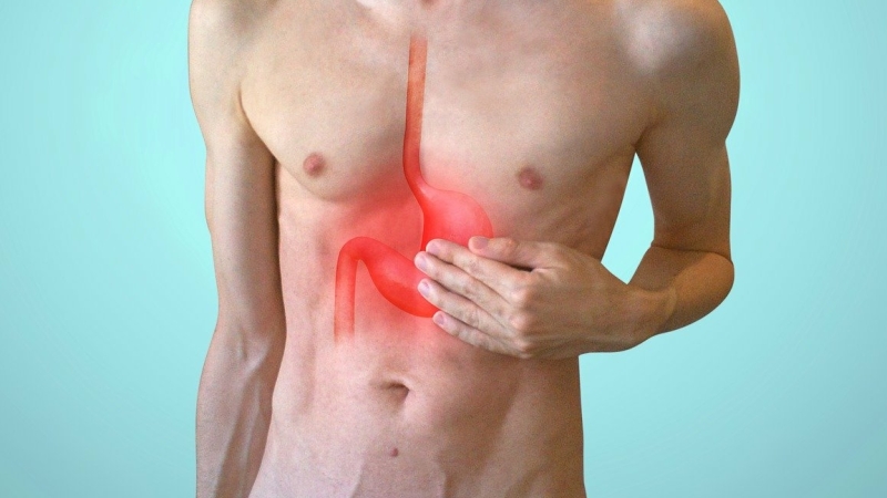 Hier voel je pijn bijn maagklachten bij costochondritis