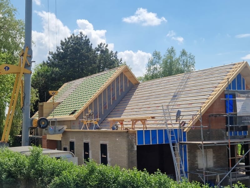 Dakpannen vervangen voor zonnepanelen