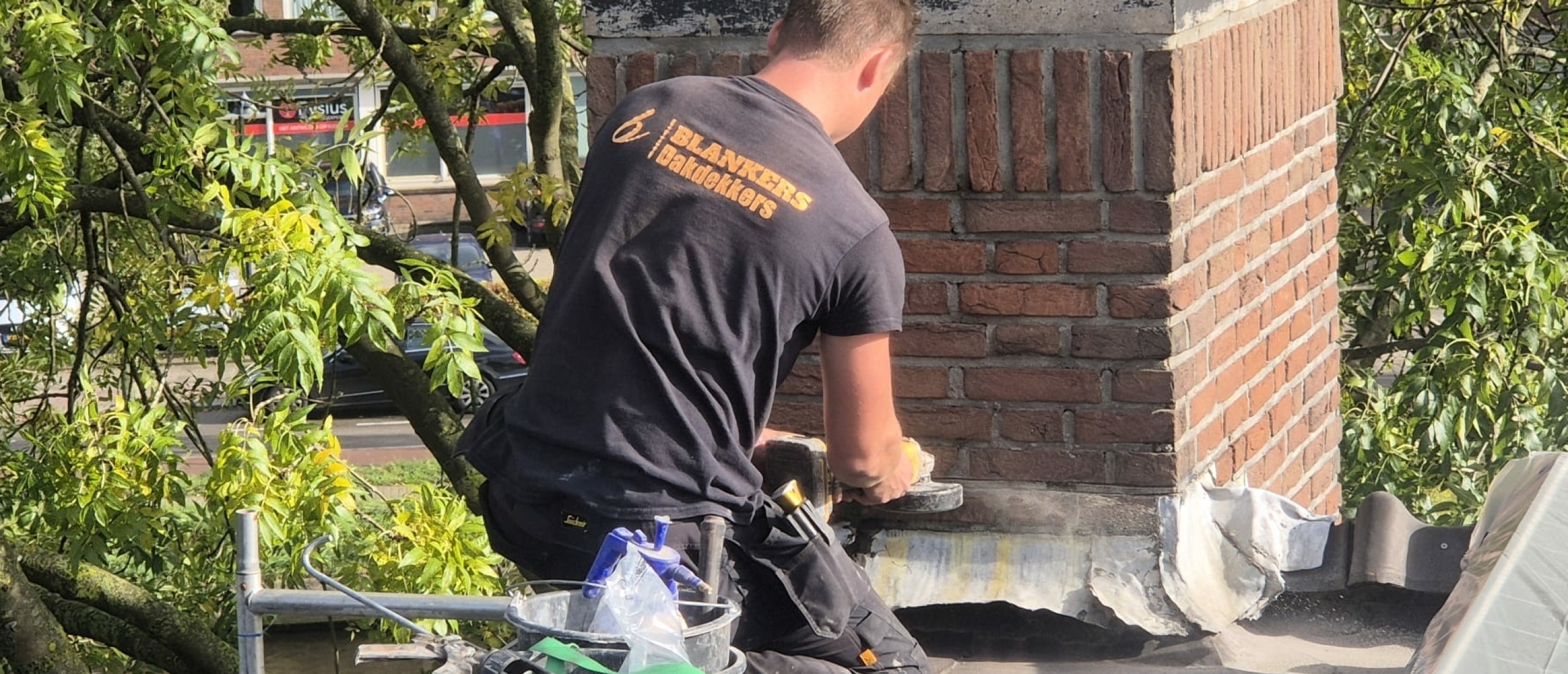 Doorslaand vocht schoorsteen
