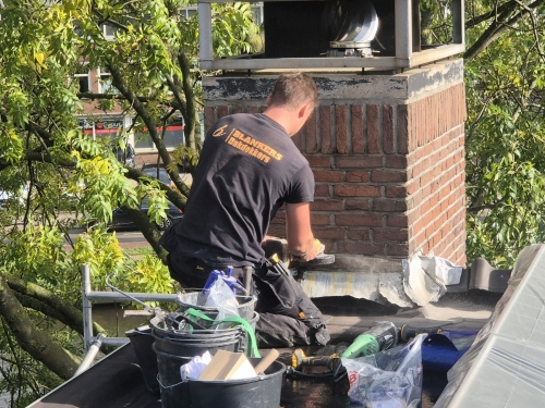 Doorslaand vocht schoorsteen