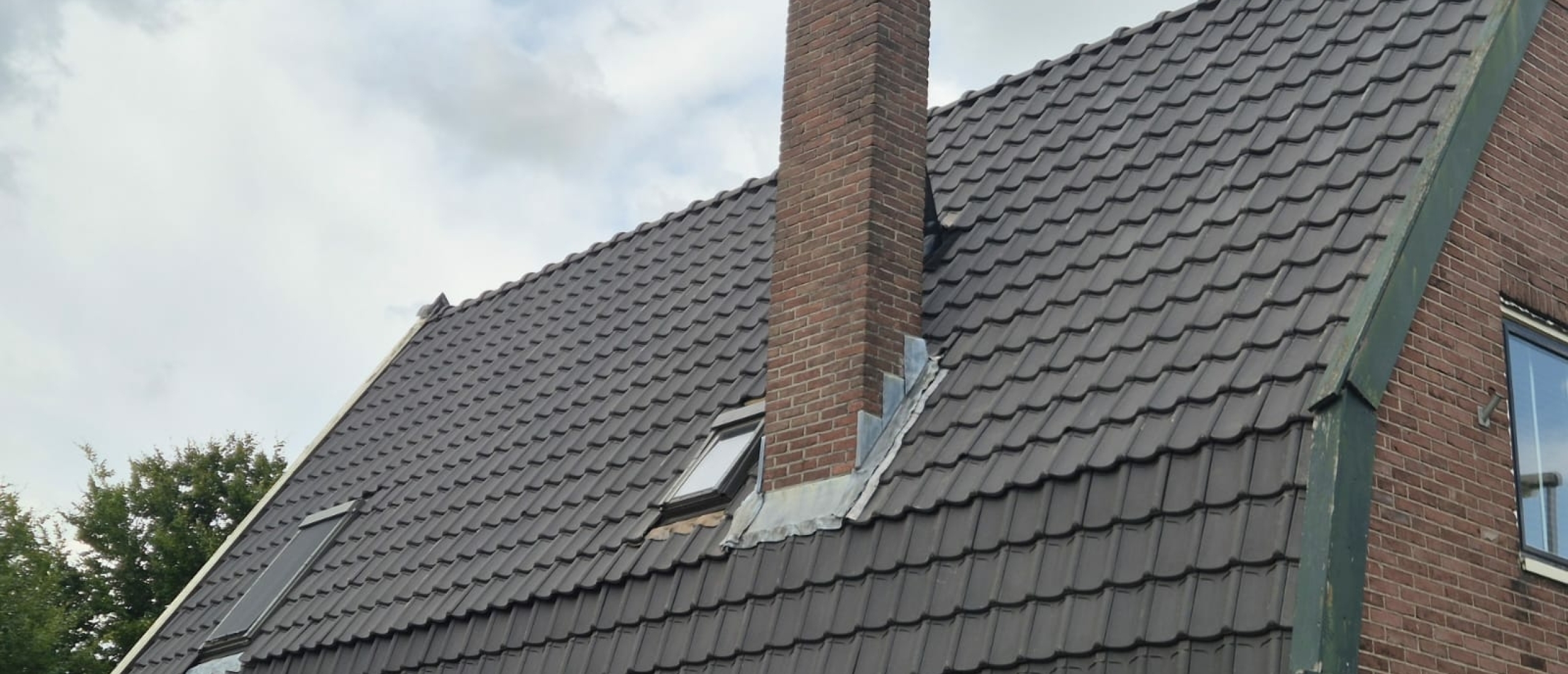 Schuin dak schuur vervangen