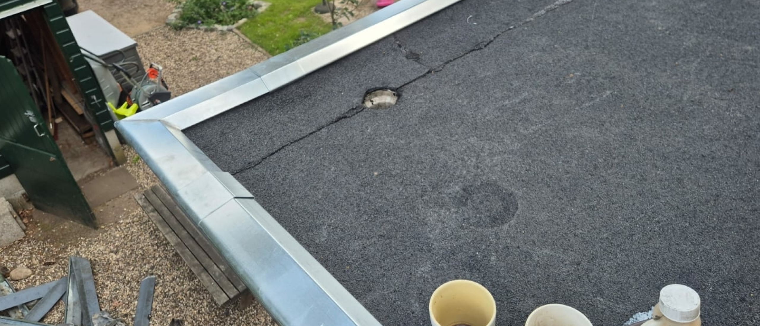 Lekkage plat dak oplossen