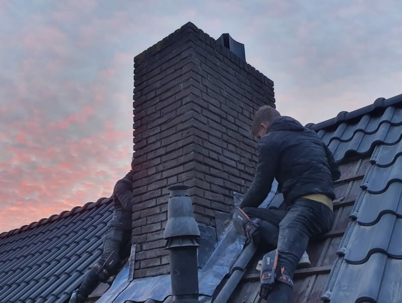 schoorsteen voegen renoveren