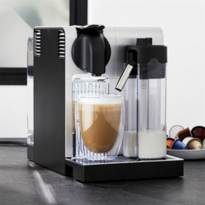 https://media-01.imu.nl/storage/blog.misterbarish.fr/990/delonghi-latssima-machine-nespresso-300x300.jpeg