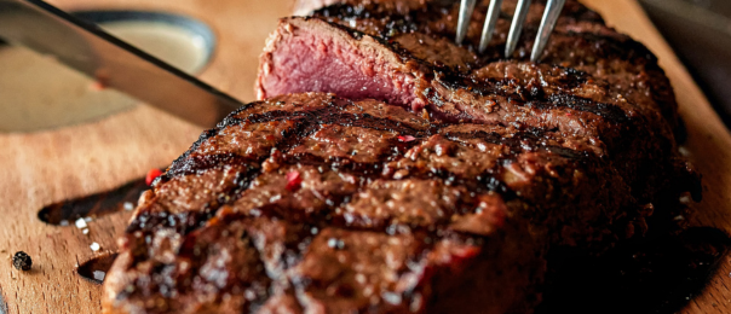 BBQ-technieken voor perfect gegrilde steaks