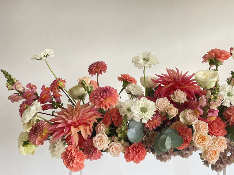 Corporate dinner flowers
