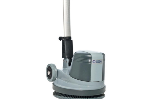 De Nilfisk FM400L (laagtoeren) eenschijfsmachine heeft een 43cm borstel/paddiameter en is ontworpen voor middelzwaar gebruik.