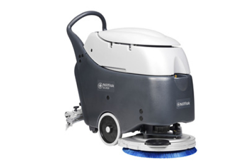 De Nilfisk SC450 schrobzuigmachine presteert evengoed op vloeren van scholen, ziekenhuizen, magazijnen, kantoren en winkels als in financieel opzicht.