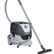 stof/waterzuiger VHS 40 De Nilfisk VHS 40 stofzuiger serie met een innovatief filtersysteem, verbeterde prestaties en robuust ontwerp voor professionele gebruikers die een veilige