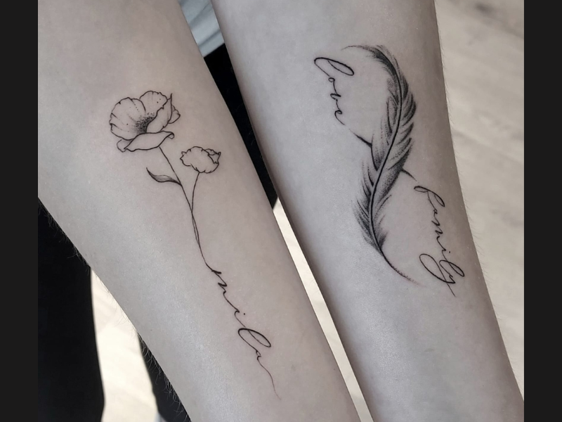 Fine line tattoo veer en bloem