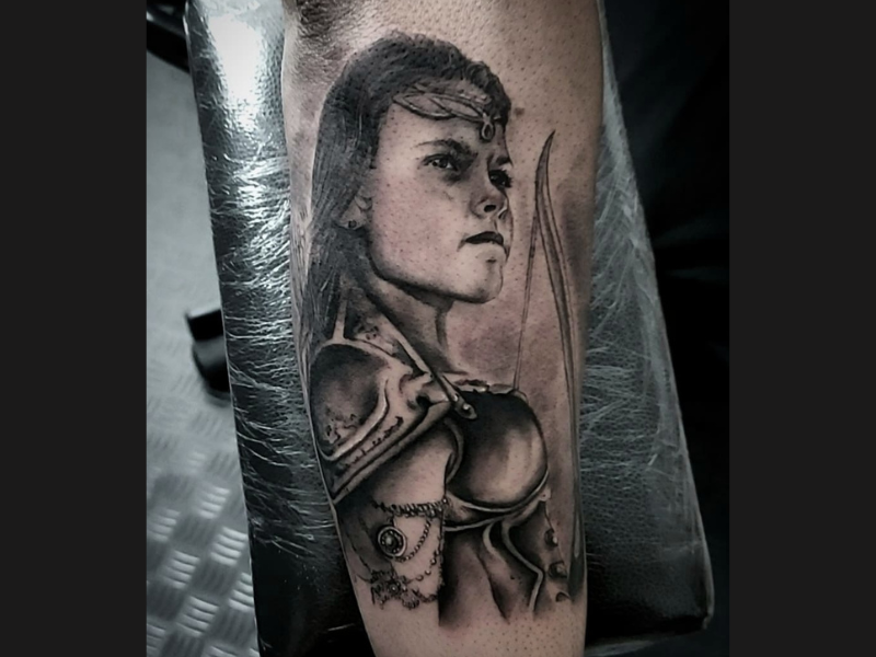 Realisme wonder woman tattoo