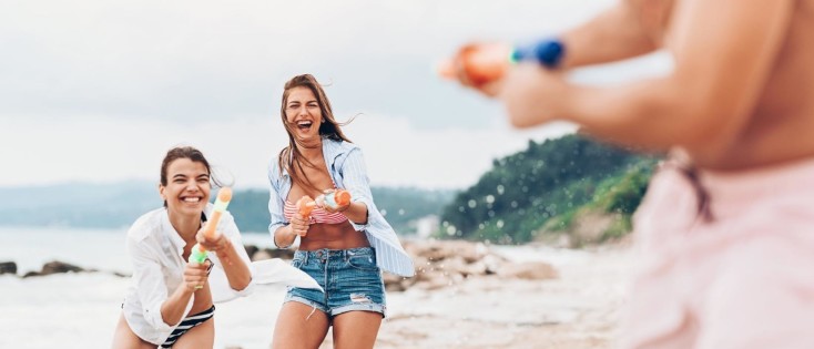 De leukste groepsactiviteiten aan zee