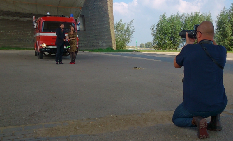 september 2014 huwelijksfoto met brandweerauto
