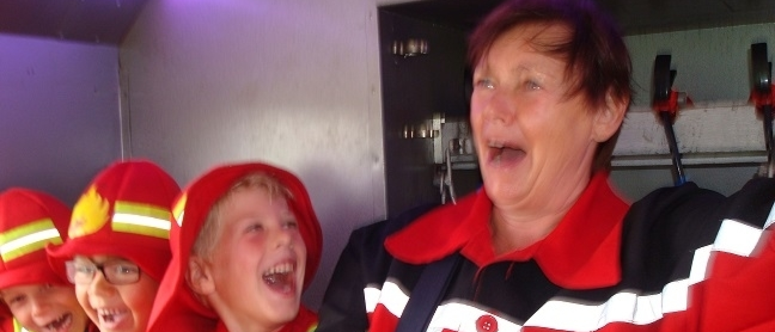 Familiedag Gelderland: Beleef een onvergetelijke dag met een échte brandweerauto!