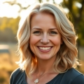 Een foto van Nellie die positief is over de Nederlandse ondersteuning bij Alize Puffy