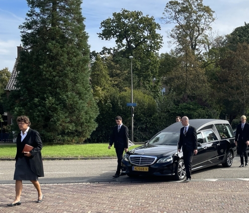 Brenda Molenaar Uitvaartzorg voor mens en dier