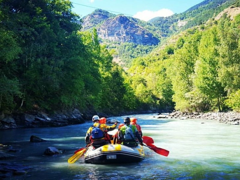 gezin samen varen natuur downriver